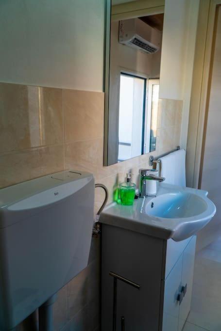 Casa Charm Rosaapartmentsortigia Syracuse ภายนอก รูปภาพ